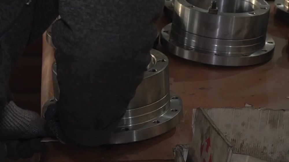 Олег Царёв: Вновь про Запорожье. Мелитопольский завод автотракторных запчастей возобновил свою работу после перерыва еще в мае 2022 года, побыв в простое всего три месяца