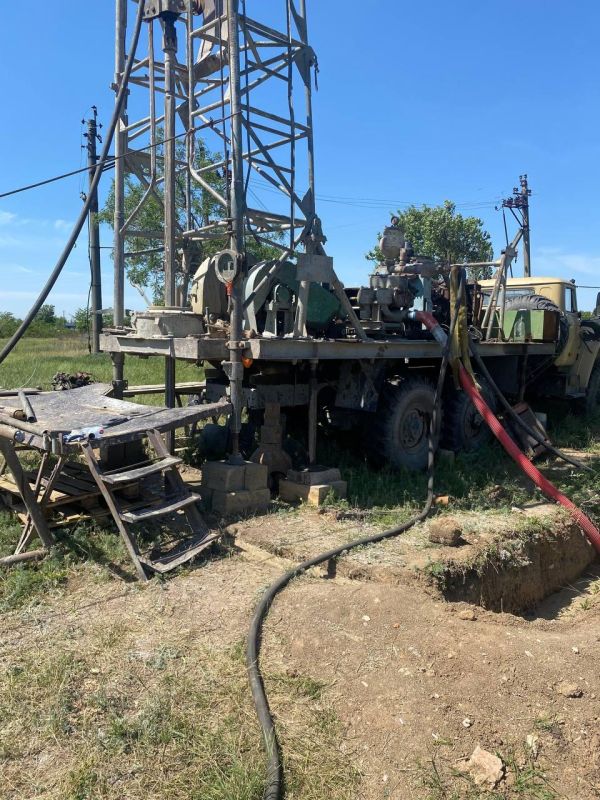 Реконструкция артезианской скважины № 20 в Токмаке идет полным ходом