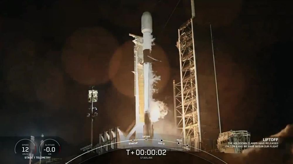 SpaceX ��������� 54-� ������ ���� Starlink-6.63