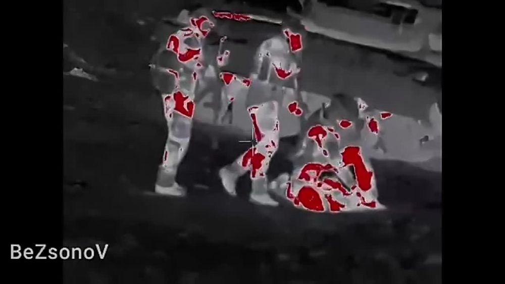 ВСУшник угнал танк и перешел на правильную сторону