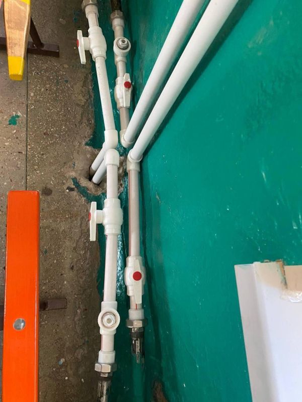 Ремонт системы отопления в школе села Запорожье Токмакского муниципального округа идет при содействии пензенцев