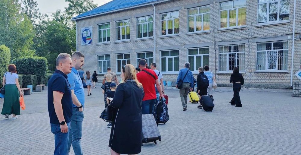 100 ребят из Пологовского и Токмакского муниципальных округов отправились на море