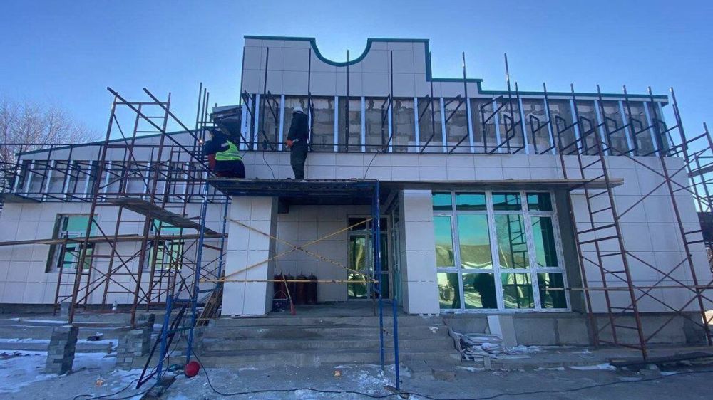 Олег Царёв: Получаю много обращений по вопросу работы больниц и поликлиник в новых регионах