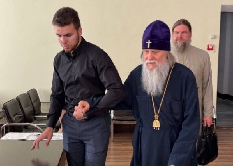 Украина выменяла на одного престарелого митрополита УПЦ МП десять террористов и диверсантов