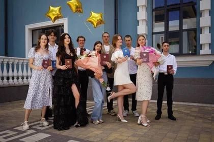 � ����������� ������� 11-��������� ������� 98 ������� �������