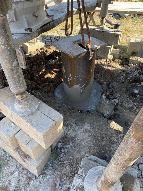 На артезианской скважине №20 в Токмаке установили обсадную трубу