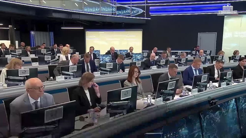 Михаил Мишустин провел стратегическую сессию по нацпроекту «Новые технологии сбережения здоровья»