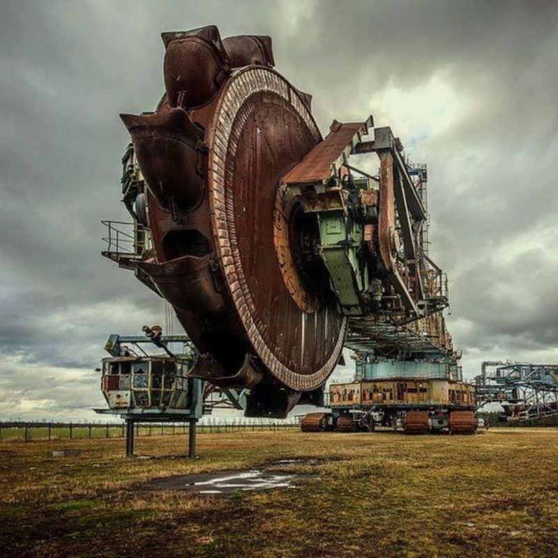 Bagger 288. �������� ����������, ���������� ���������� ���������� ���������� � ����. ��� �������� � ������������ ���������� � 1978 ���� �������� ��������� Krupp ��� ����������� Rheinbraun
