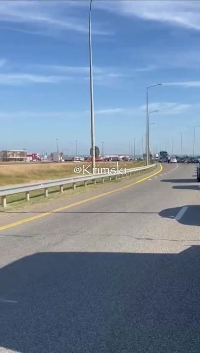 �������� ������� �� 1400 ����� � ���� �� ������� � ��������� ����� ������������ ��������