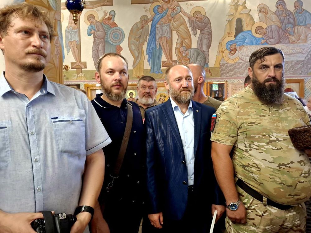 Глава Куйбышевского муниципального округа посетил первое архиерейское богослужение в Мелитополе