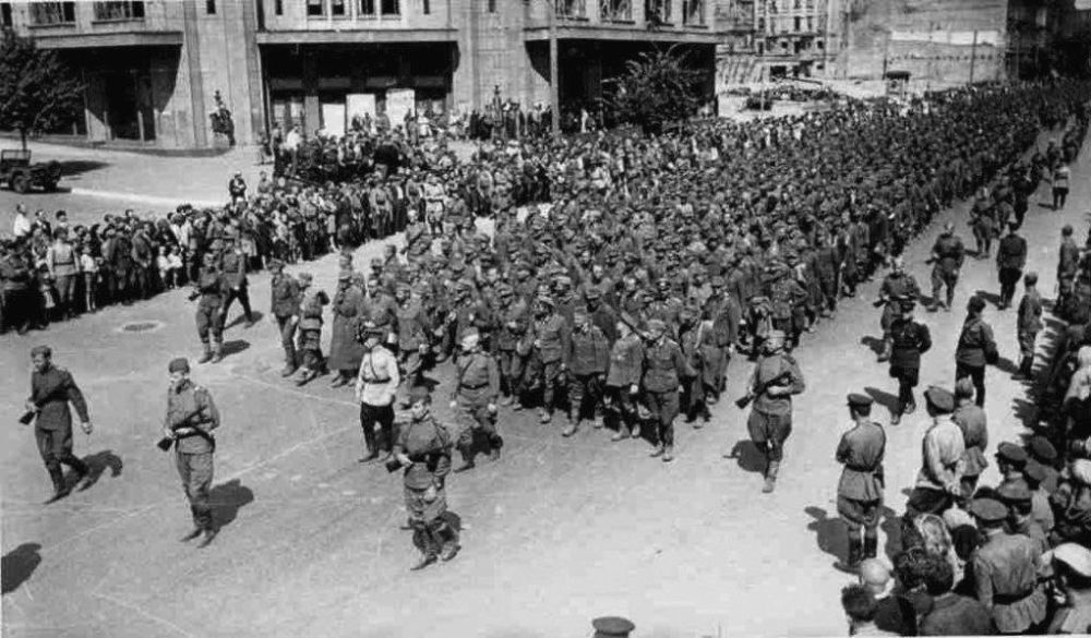 ���� � �������.. 16 ������� 1944 ���� � �����, �� ������� ������ �� ������� �������� � ������, ��������� ������ ����������...