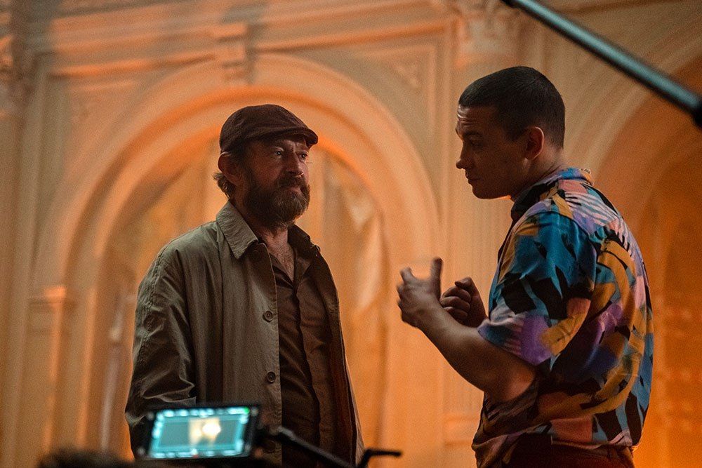 ����� ������ ���������� ������� "������� ��������" � ����� ������ "������"