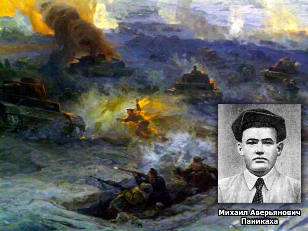 2 октября 1942 года совершил подвиг матрос Михаил Аверьянович Паникаха