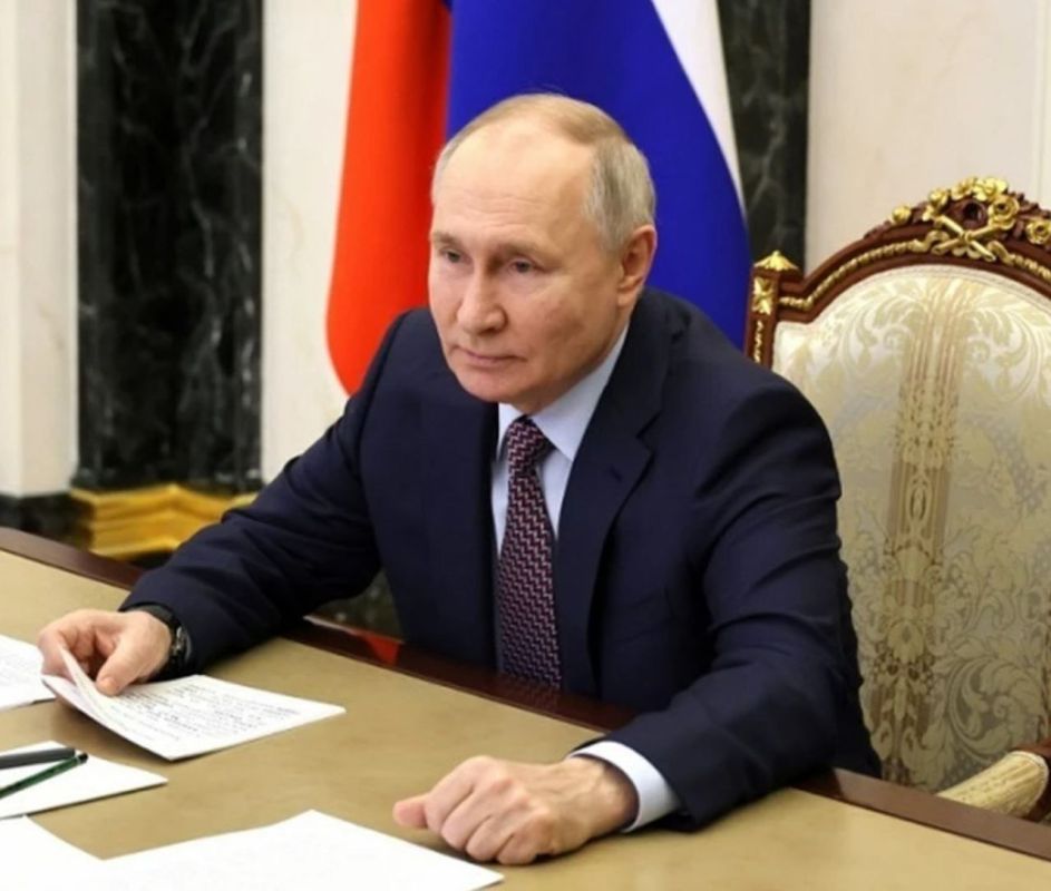 Поздравление с днем рождения Президента России Владимира Владимировича Путина от Председателя Объединения профсоюзов России СОЦПРОФ Сергея Вострецова