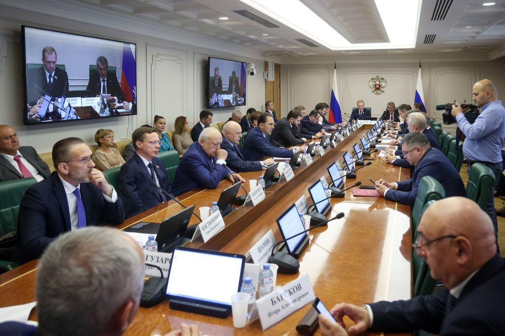 ������� ������: ������� �� ����� ������������ ��������� �������� �� ������������� �������� � ������� ��������� ������ ������ ����� ���������� �������� ������-������ �.�