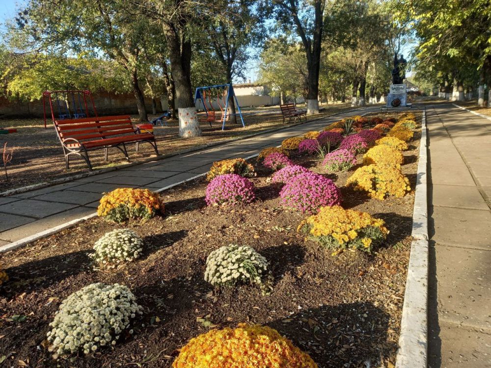 �. ����������� "���� ������"