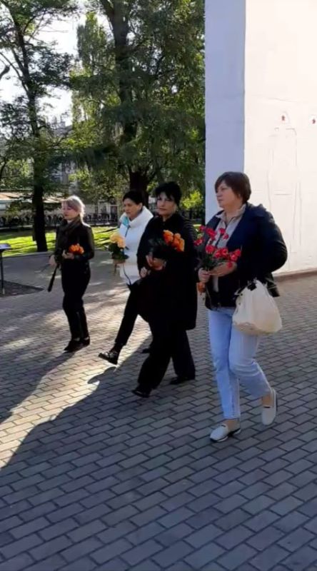 � ���� 81-�� ��������� ������������ ������ ���������� �� �������-���������� �����������, ������� ����� � ���������� �������� ����������� �������, � ��� �� ������������� ������������, ��������� ����� � ������� ���� �� �������� �������� � ������ ������