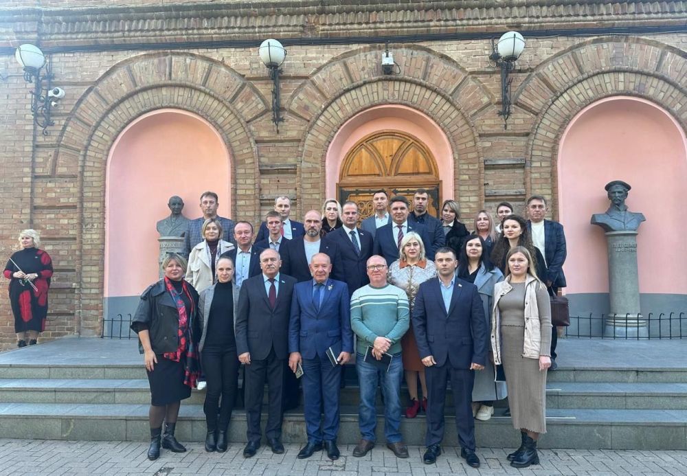 Принял участие в семинаре-совещание с представителями органов местного самоуправления Запорожской области