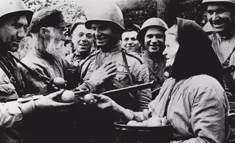 28 �������. 1944. ������� ������ ��������� ����������� ���������� ���. �������� ���������� �������� 18 ������� 1942 � �������� 1918