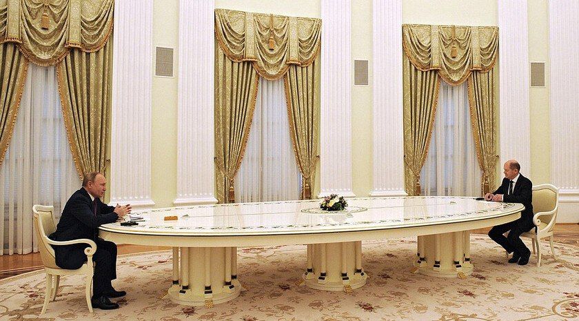 Песков: разговор Путина с Шольцем был деловым и весьма откровенным