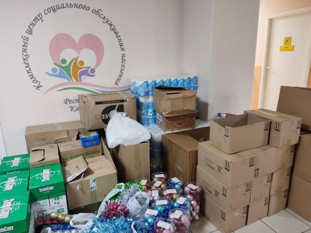 Специалисты карельских центров соцобслуживания приготовили подарки для детей и помощь для коллег из Запорожской области
