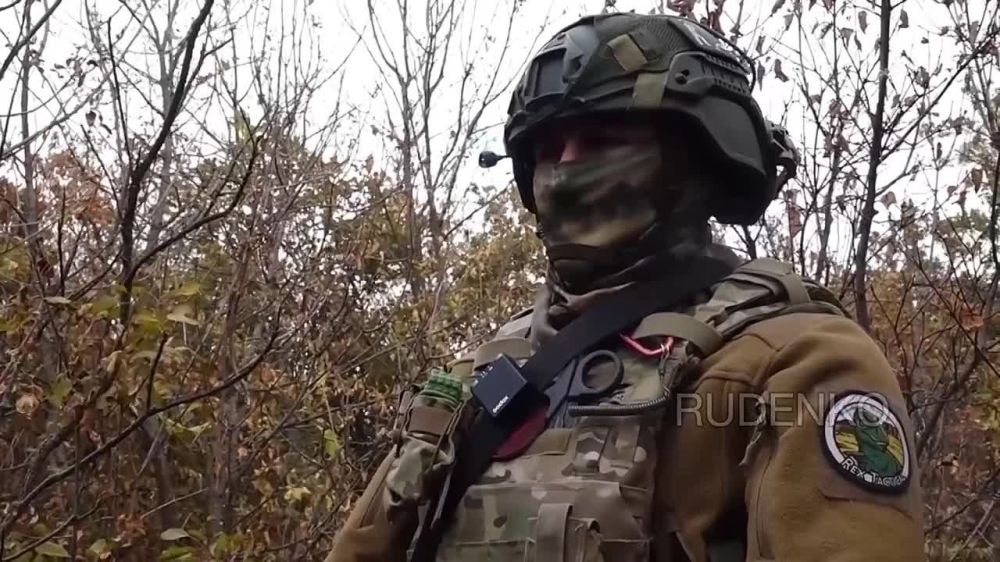 Андрей Руденко: В Запорожской области операторы ударных дронов группировки войск «Днепр» уничтожили станцию связи «Старлинк» и несколько блиндажей противника