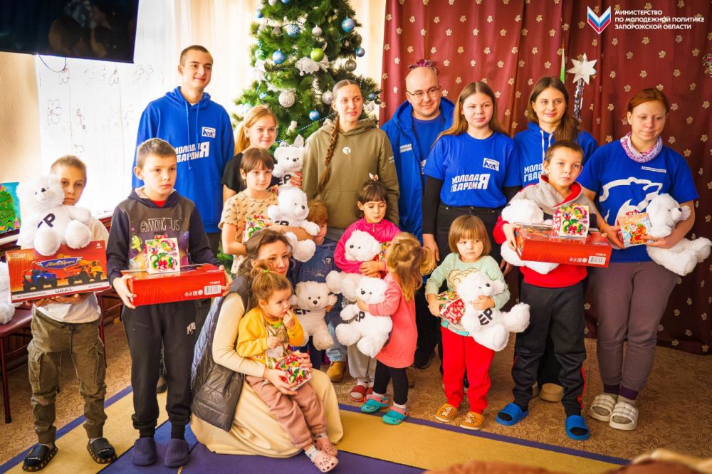 Зампредседателя Государственной Думы Федерального Собрания РФ Анна Кузнецова поздравила детей Мелитополя