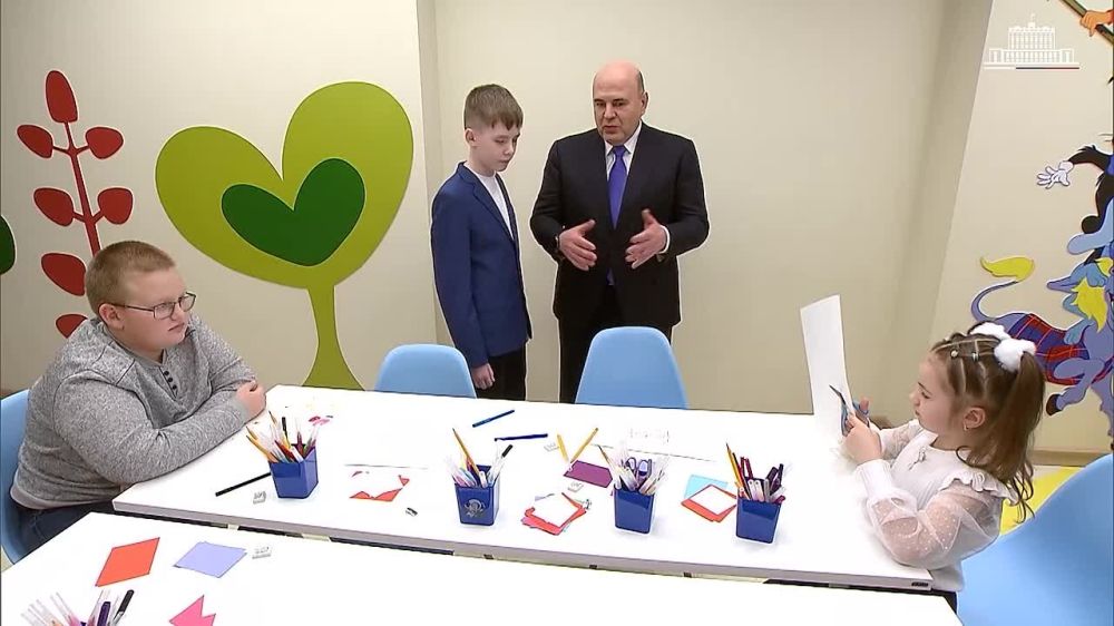 Желания детей их Запорожской области исполнил Председатель Правительства Михаил Мишустин