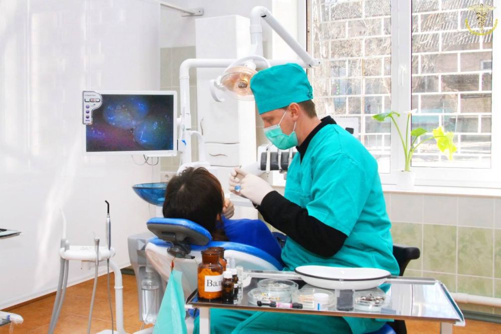 Постоянно простужаетесь? Дело может быть в ваших зубах!