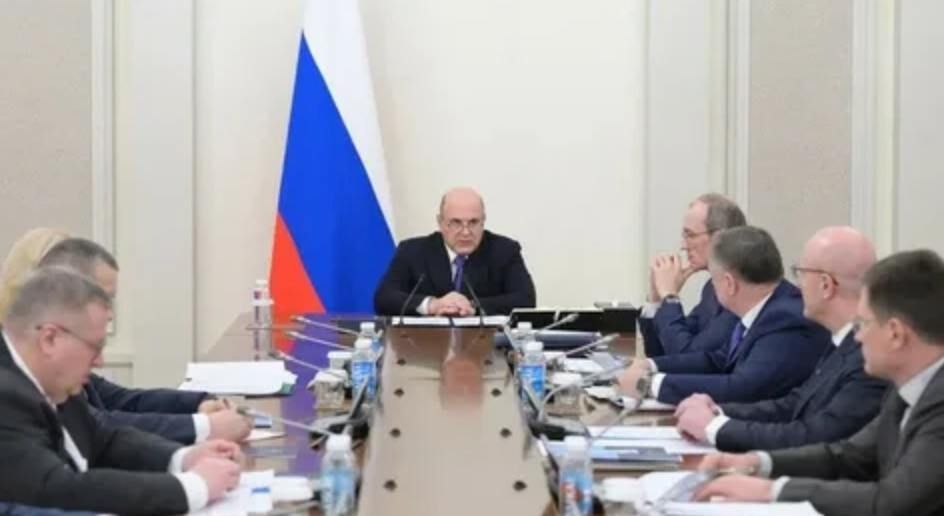 Правительство упростило порядок трудоустройства работников из новых регионов