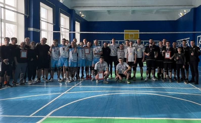 В СОШ № 2 г. Молочанск прошло физкультурное мероприятие по волейболу, посвящённое Дню защитника Отечества