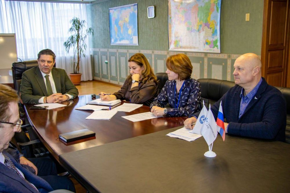 Состоялась деловая поездка руководства института в город Энергодар и на Запорожскую атомную станцию: