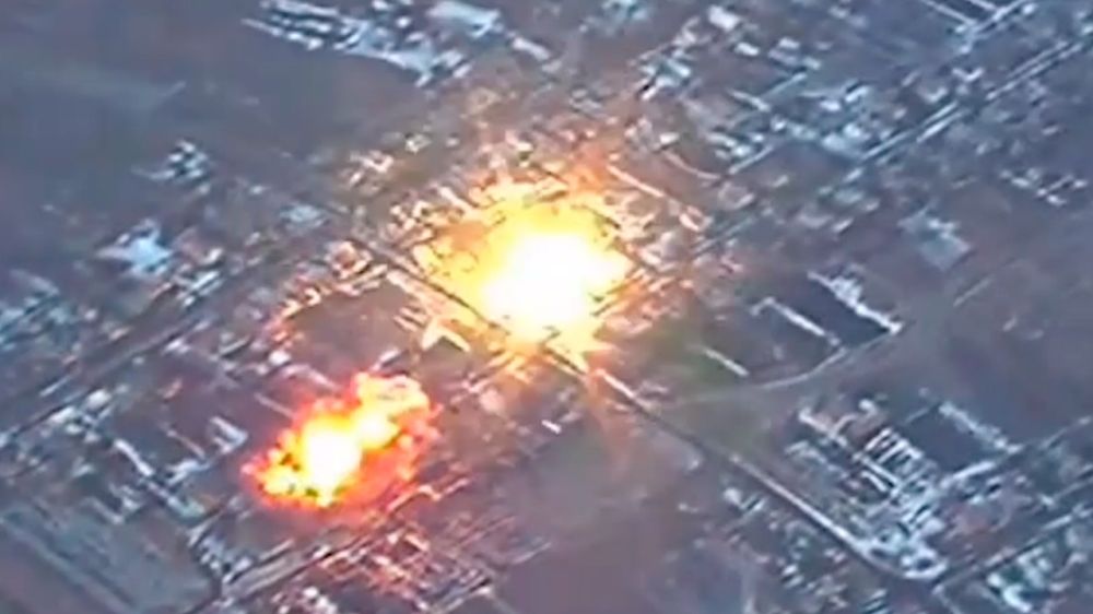 Су-34 ударили по пунктам дислокации боевиков в Гуляйполе