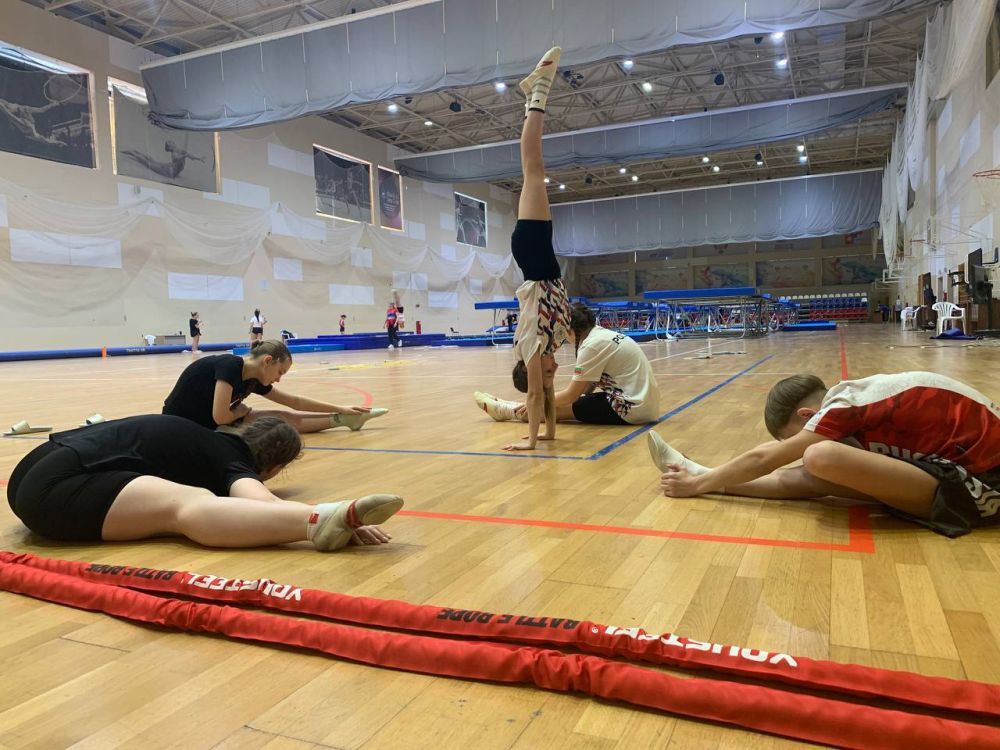 Спортсмены сборной команды Запорожской области прибыли в г. Сочи для участия во Всероссийских соревнованиях «Надежда России – 1» по прыжкам на батуте!