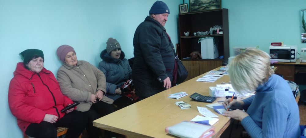 На территории Виноградного и Чапаевки отсутствует отделение почтовой связи, поэтому жителей этих сёл обслуживают сотрудники почтового отделения №1 г. Молочанска