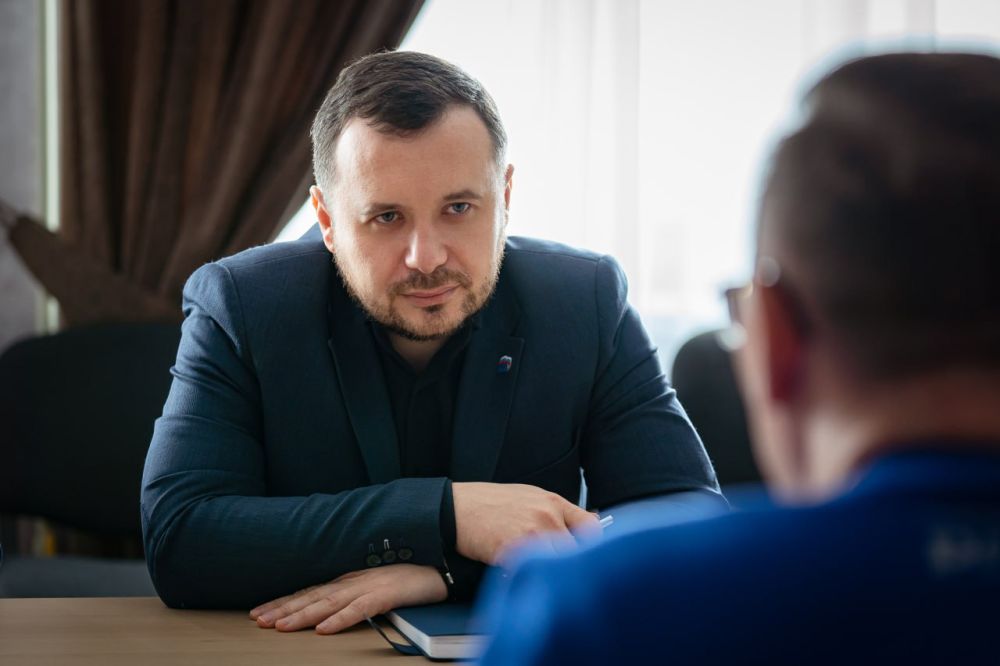 Антон Тицкий: Встретился с Советником Главы Республики Марий Эл Евгением Кузьминым в рамках его рабочего визита в подшефный Куйбышевский муниципальный округ Запорожской области