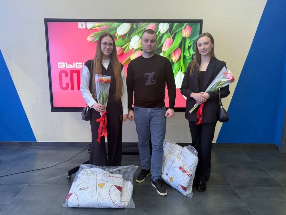 и.о. Министра спорта и туризма Запорожской области Константин Сергеевич Зайцев продолжает поздравлять женщин - тренеров и спортсменок с наступающим международным женским днем!