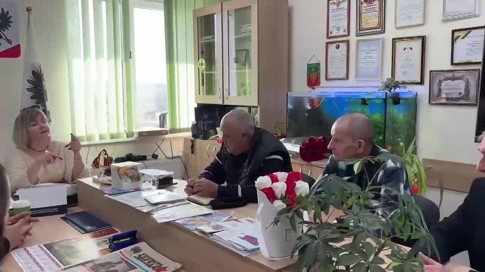 ����� ������������� ������������� �������������� ������ ������� ������ ��������� � ��������������� �������� ������� ���-������, ���������� �� ����, � ����� ������������ ������� �� �������� �������������� ��������� � ���