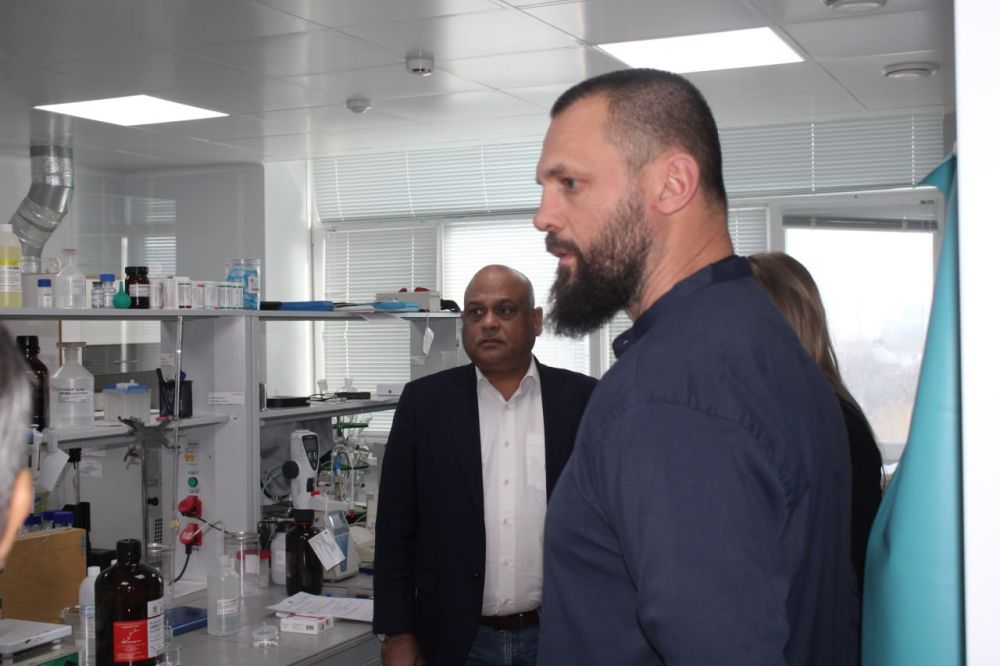 � ���������� ������ ����� �������� ����������� ���������������� �����