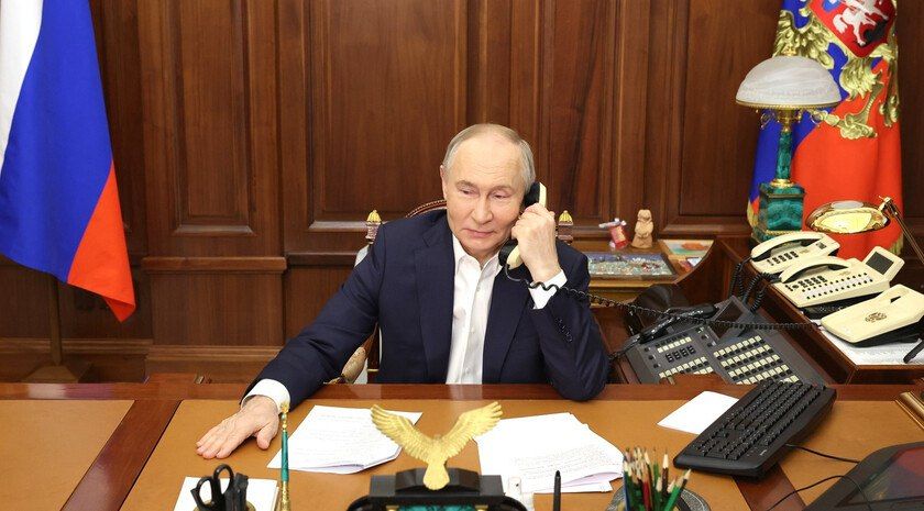 Трамп объявил о планах провести телефонный разговор с Путиным 18 марта