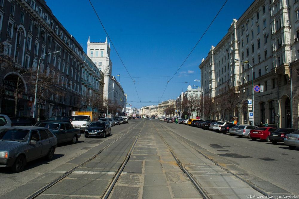 В восьми областях Украины объявили воздушную тревогу