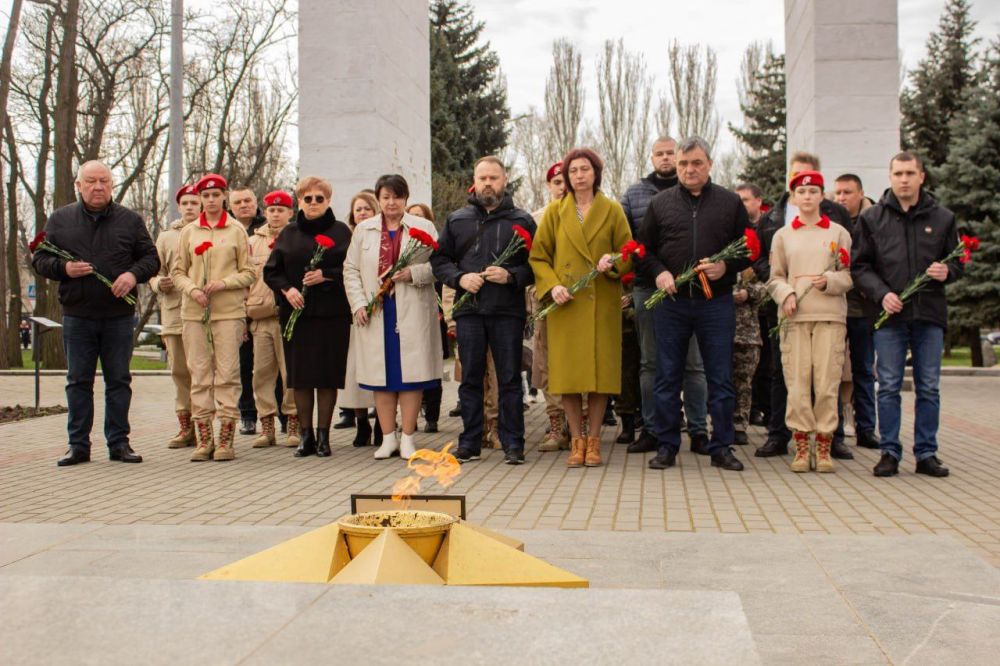 � ���������� ������� ������ ����� ����������� ������, �������� ����� � ������� ����