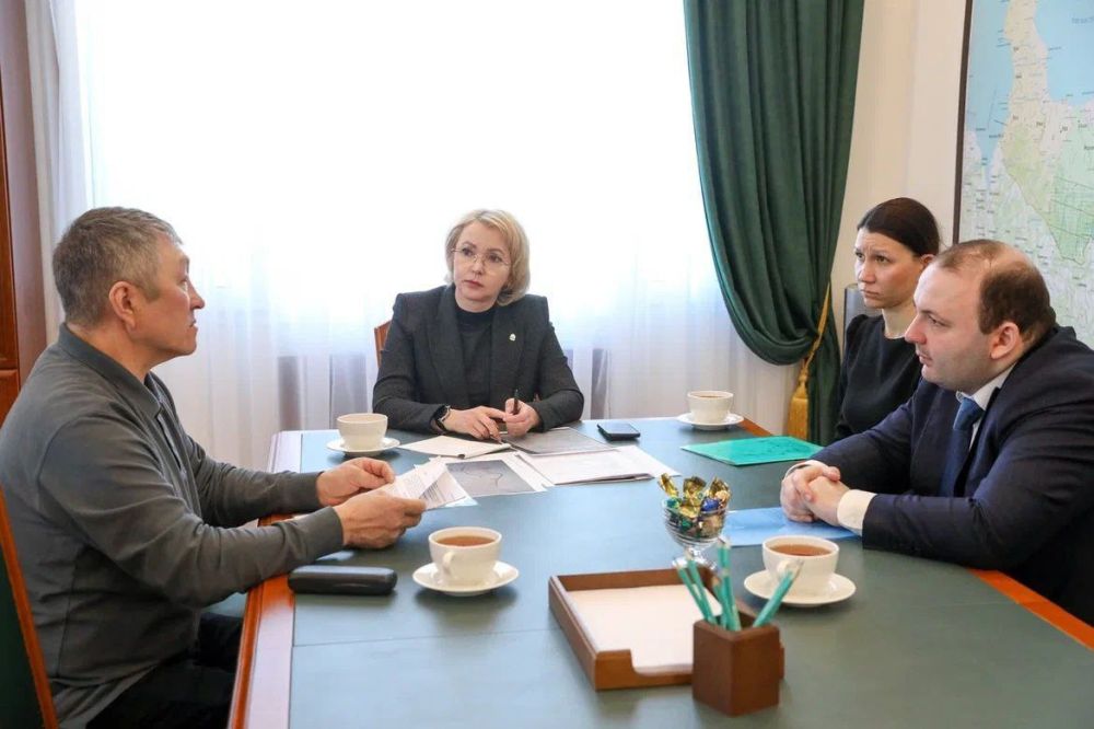 Ирина Гехт: Сегодня провела рабочую встречу с руководителем СХПК «Ненецкая община «КАНИН» Алексеем Поликарповичем Латышевым