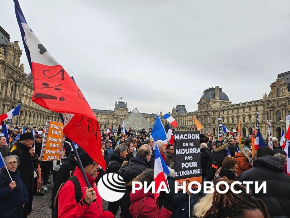 Французы меняют взгляд на ситуацию на Украине, рассказал журналист