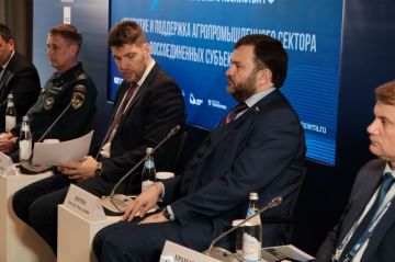 Дмитрий Ворона: Во время Круглого стола, организованного Министерством сельского хозяйства, обсуждали несколько важных вопросов, от решения которых зависит дальнейшее развитие отрасли в четырех воссоединенных субъектах: