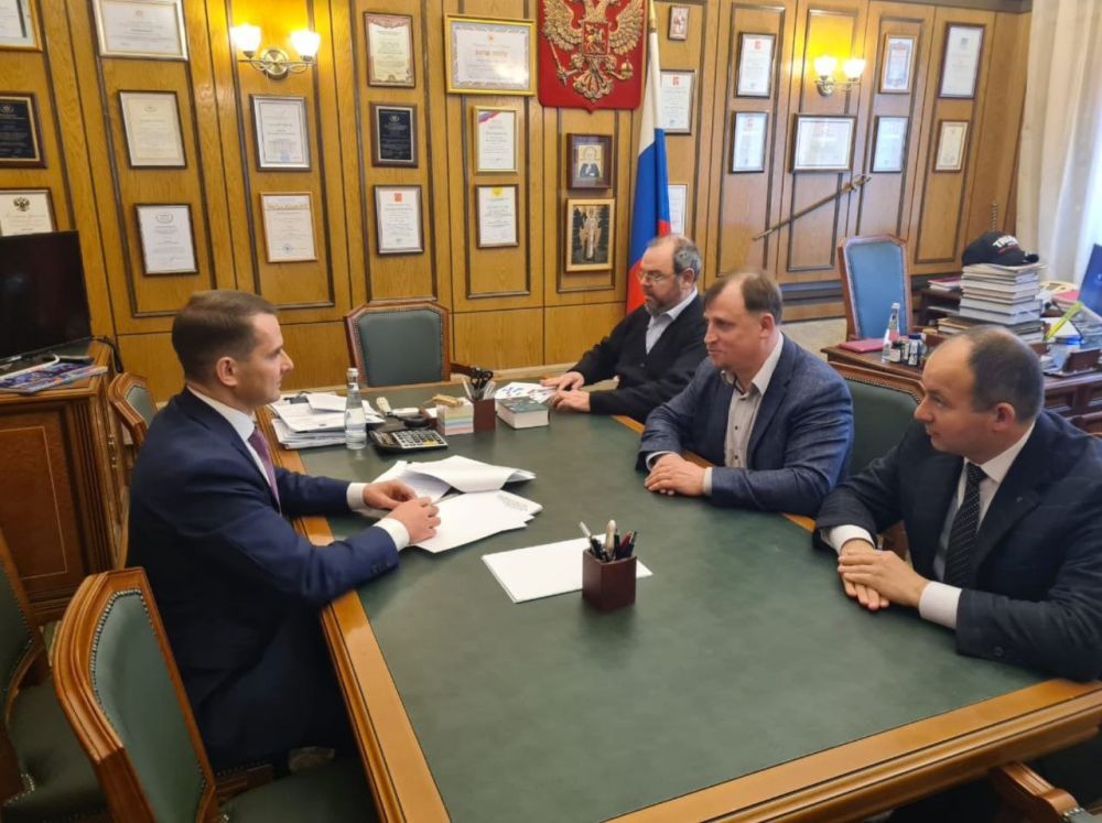 Профсоюзы и депутаты объединяют усилия: итоги встречи СОЦПРОФ с руководством Госдумы