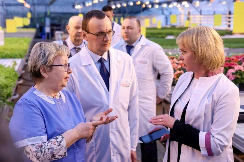 Ирина Гехт: Многие жители нашего региона хорошо знакомы с продукцией тепличного комбината «Солнышко»