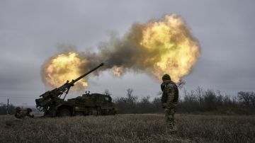 «Киевский режим продолжал односторонние атаки»: в МО РФ заявили об 11 ударах ВСУ по объектам энергетики России за сутки