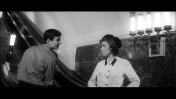 11 АПРЕЛЯ. 1964. На экраны страны вышла лирическая кинокомедия «Я шагаю по Москве»
