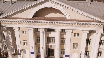 Карьера спасателя начинается здесь: поступай в вузы МЧС России